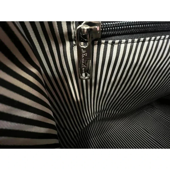 NWT Brouk & Co Original Duffel Bag in Navy Blue - Picture 12 of 14